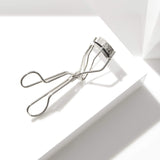 Tweezerman Classic Eyelash Curler with Refill Pads for All Eye Shapes Dramatic Curl
