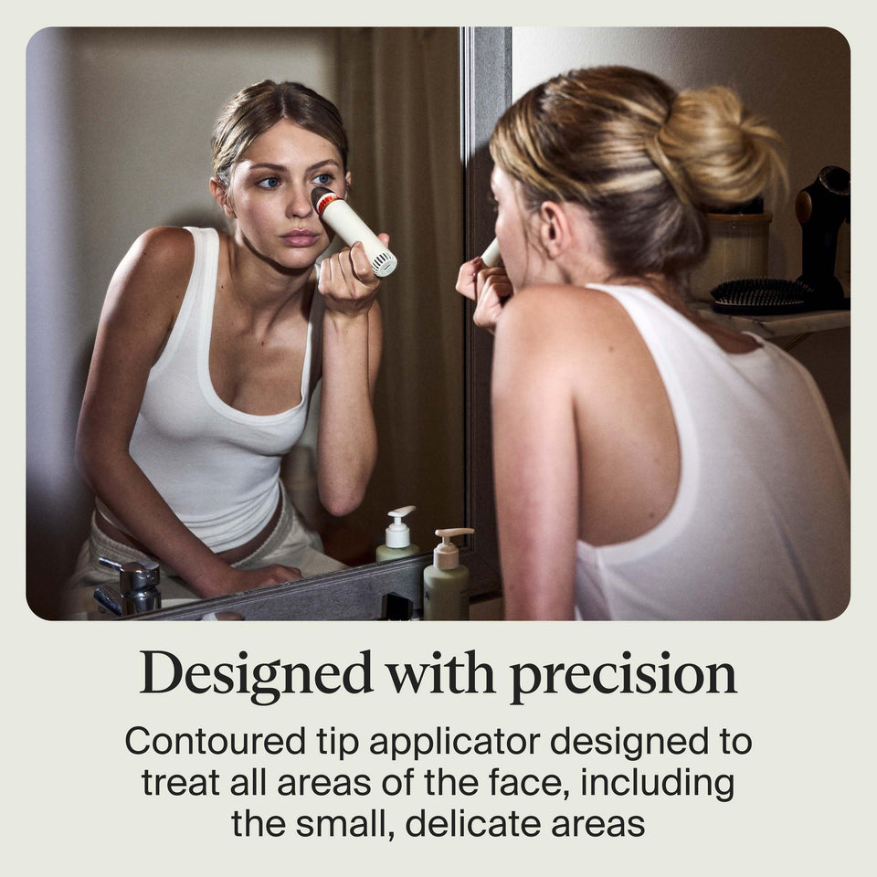 Therabody TheraFace Depuffing Wand Cold Heat Skincare Eye Massager Dark Circles Radiance White
