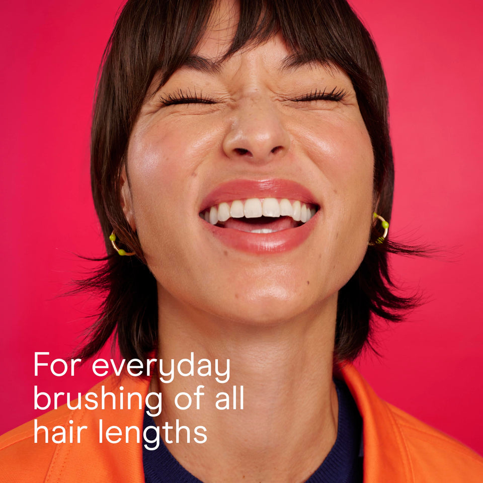 Conair Salon Results Detangling Hairbrush for All Hair Types Men Women Nylon Bristles