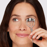 Tweezerman Classic Eyelash Curler with Refill Pads for All Eye Shapes Dramatic Curl